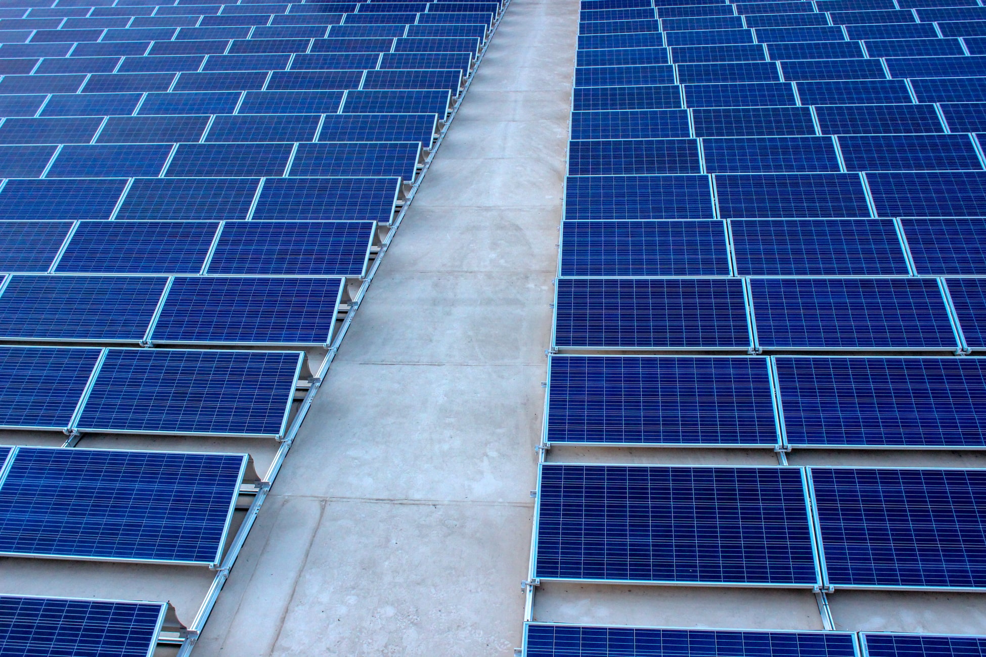 Elektrisch apparaat, Zonnepanelen, Buitenshuis
