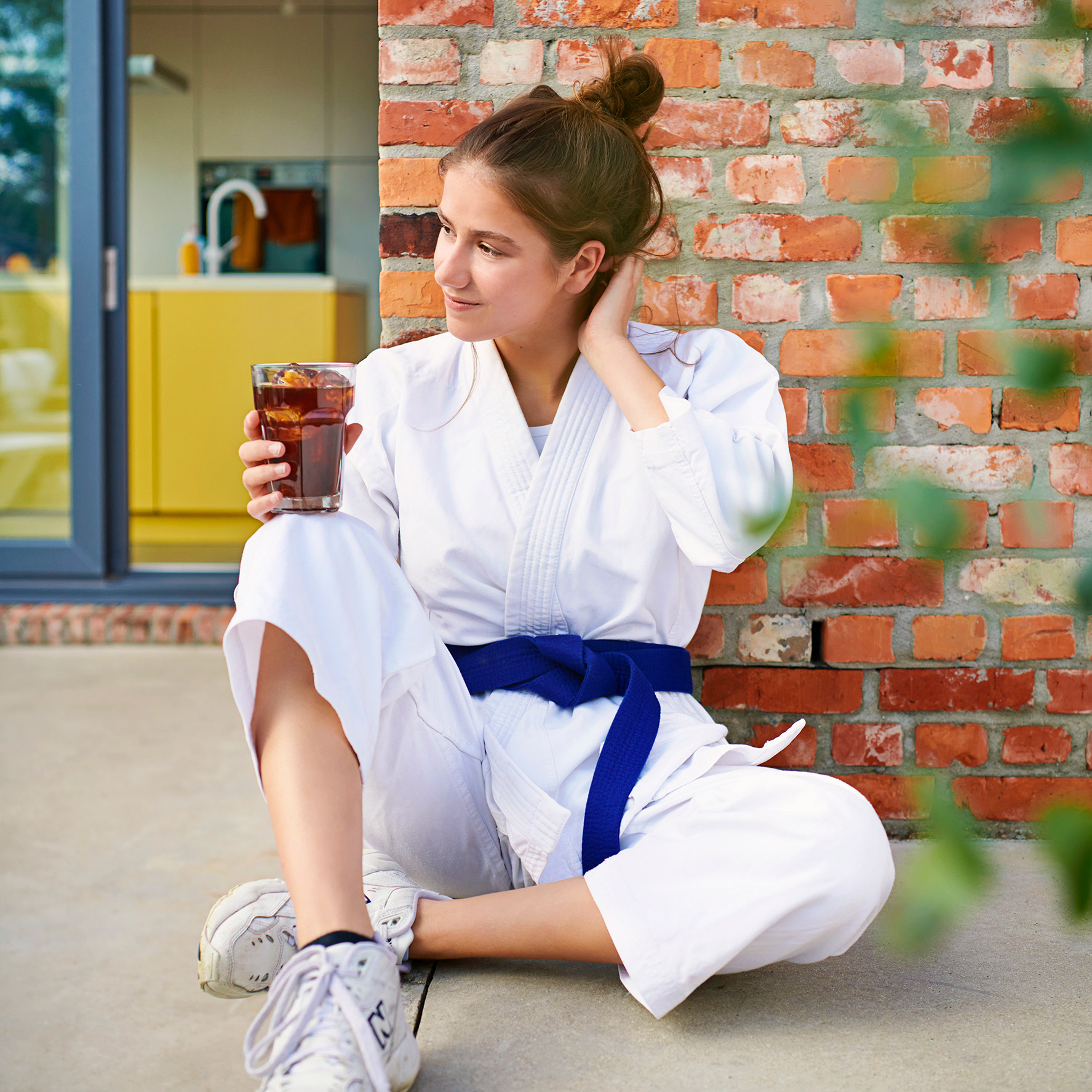 Persoon, Zittend, Vrouwelijk, Meisje, Tiener